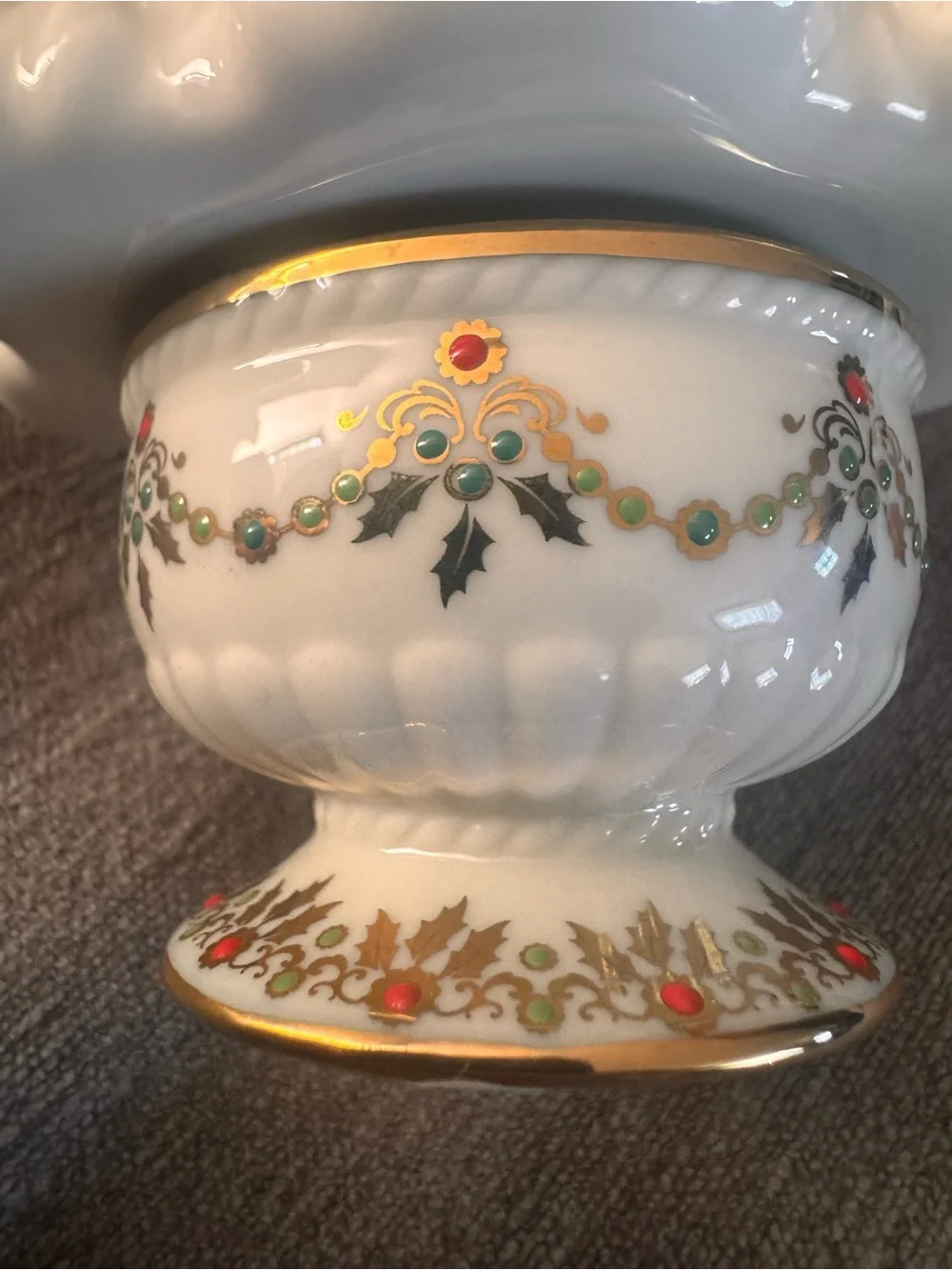 Lenox CHINA JEWELS™ MUSICAL FIGURINE TREE 